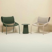 Ensemble de table et de chaises de salle à manger d'extérieur moderne et durable, chaise à bascule en rotin imperméable pour salon, balcon, villa, hôtel, cour