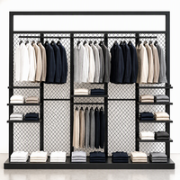 Étagère murale en treillis métallique pour vêtements, avec étagères cantilever et cadre lumineux supérieur, sur mesure