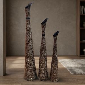 Ensemble de vases en bronze antique gravé, forme irrégulière, décoration d'intérieur, artisanat métallique - Product Image 3