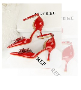 Yx S0013y Fashion Hall of Time <span class=keywords><strong>Chaussures</strong></span> à talons hauts pour femme en cuir verni, à bout pointu peu profond, avec strass et nœuds - Product Image 4