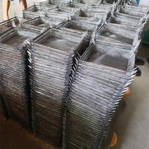 TJ1 2 2 Square Wire <b>Mesh</b> Bird Feeder Black Iron Rectangle Hanging With Chain Durable Outdoor <b>Garden</b> Feeding Rack - Product Image 2