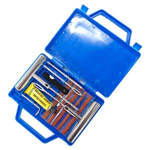 Kit de réparation de pneus robuste Toolon pour voiture avec outil à poignée et bouchons de réparation de pneus - Product Image 1