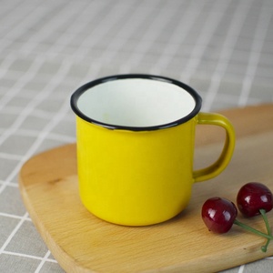 Sublimazione di alta qualità a buon mercato piccolo Logo personalizzato colorato campeggio <span class=keywords><strong>caffè</strong></span> tazza smaltata personalizzata con manico - Product Image 2