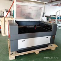 Machine de découpe laser CO2 avec zone de travail de 1300*900 mm, 80W 100W 130W 150W, gravure laser sur acrylique, bois, MDF, à vendre