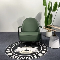 Fauteuil simple en cuir rembourré 509 Nordic avec pieds en métal, confortable et élégant pour le salon