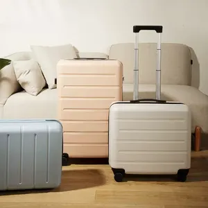 Milada vintages maletas de viajeデザイナーがアルミ製トロリースーツケースを運ぶ旅行荷物セット