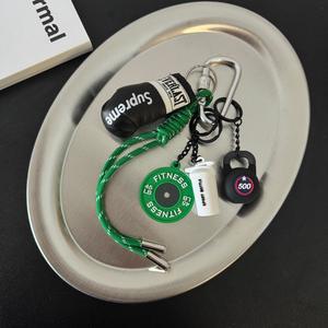 Nuevo Colgante Deportivo Unisex para Botella de Agua, Estilo Ins, para Colgar en el Bolso, Llavero de Fitness, Decoración de Guantes de Boxeo, Regalo Multiusos - Product Image 3