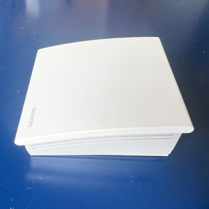 Capteur d'humidité et de température intérieure QFA2079 en plastique pour hôpital/atelier, installation facile, sortie 4-20 mA, haute performance - Product Image 1