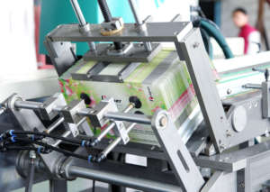 <span class=keywords><strong>Precio</strong></span> <span class=keywords><strong>de</strong></span> fábrica Caja <span class=keywords><strong>de</strong></span> pañuelos faciales Máquina <span class=keywords><strong>de</strong></span> embalaje <span class=keywords><strong>de</strong></span> <span class=keywords><strong>boxeo</strong></span> Relleno en cajas <span class=keywords><strong>de</strong></span> <span class=keywords><strong>boxeo</strong></span> - Product Image 2