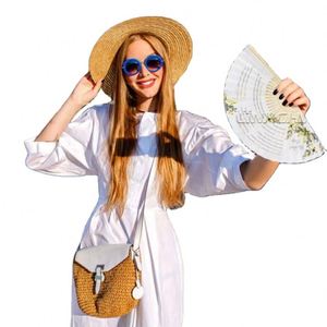 Abanico de Papel Plegable Portátil con Etiqueta Privada Personalizada, Técnica Pintada, Característica Portátil - Product Image 1