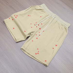 Shorts de survêtement vintage pour hommes en coton 100% brodé avec logo, 320 grammes, personnalisables en gros - Product Image 3
