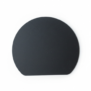 Planche à découper de cuisine de haute qualité, abordable, en forme de demi-lune, anti-taches, hygiénique et pratique - Product Image 1