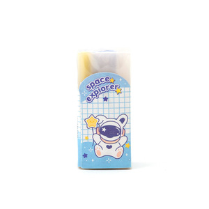 Gomme à effacer en forme de sandwich astronaute, design de dessin animé pour les étudiants, pour l'écriture et le retouche. - Product Image 4