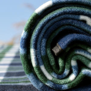 เสื่อปิกนิกกลางแจ้งแบบหนา รูปทรงสี่เหลี่ยมผืนผ้า กันความชื้น พับได้ กันน้ำ ใช้ได้ทุกฤดู สำหรับเต็นท์แคมป์ปิ้ง - Product Image 2