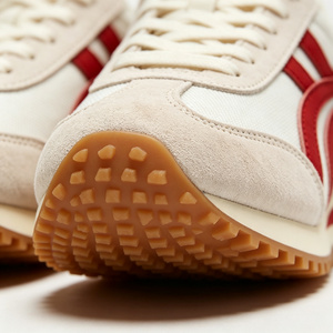 Chaussures de course rétro pour hommes, entièrement blanches, avec logo personnalisé, en maille et <span class=keywords><strong>cuir</strong></span> respirant, plateforme multicouche et semelle à crampons - Product Image 3