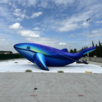 Baleine bleue gonflable fluorescente suspendue de 39 pieds pour décoration d'événements marins, ballon gonflable en forme de poisson de mer pour la décoration d'événements marins