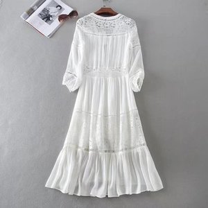 <span class=keywords><strong>Vestido</strong></span> playero <span class=keywords><strong>blanco</strong></span> con botones de empalme ahuecado de <span class=keywords><strong>encaje</strong></span> para vacaciones para mujer - Product Image 2