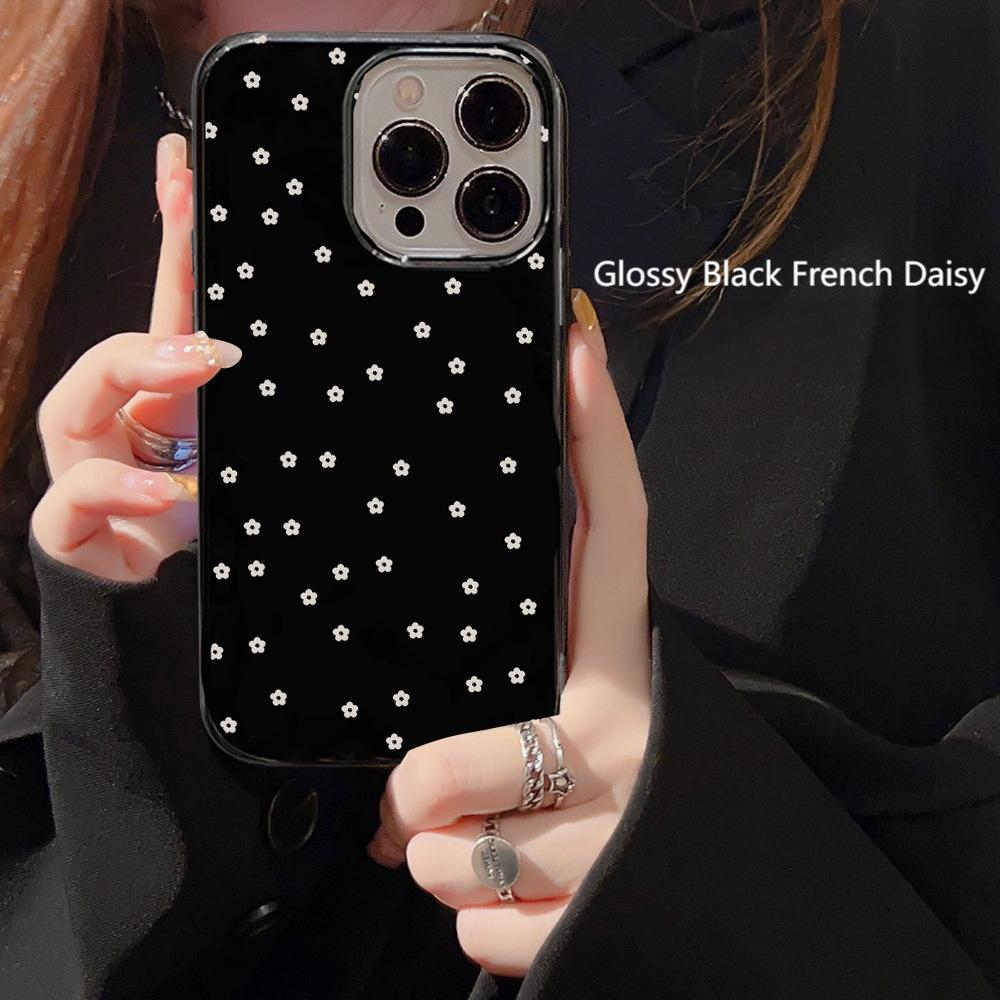 Glossy Black French Daisy
