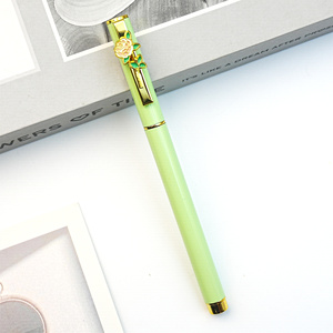 <span class=keywords><strong>Penna</strong></span> <span class=keywords><strong>a</strong></span> Sfera in Metallo con Motivi Floreali Orientali, Clip Smaltata <span class=keywords><strong>a</strong></span> Rosa e Loto, Ricaricabile, con Cappuccio e Fusto Sottile, Regalo Carino per Donne - Product Image 5