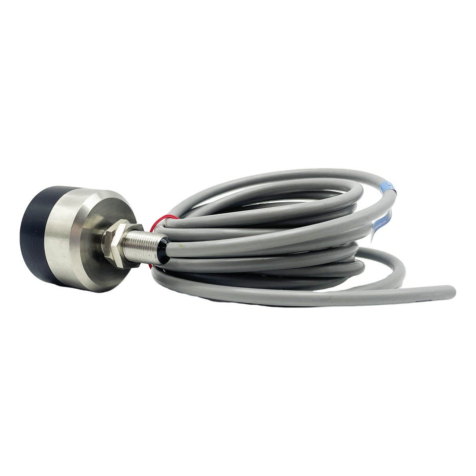 New Original Keyence EH-440 Inductive Proximity Sensor Photoelectric Sensor with NPN and PNP Output in Stock