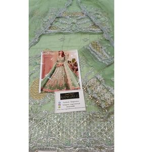 Robe en tulle brodée 3 pièces avec dupatta en mousseline brodée - Product Image 2