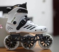 Patins à roulettes de slalom de vitesse professionnels de haute qualité pour hommes adultes, en PU, 3 roues