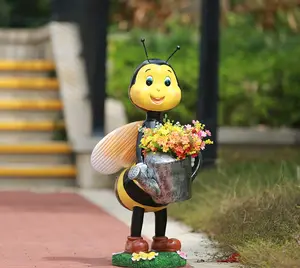 Hand Crafted Large Standing Fiberglass Material Cute Bee Animal Sculpture Street Art Decoration Statue create crowd