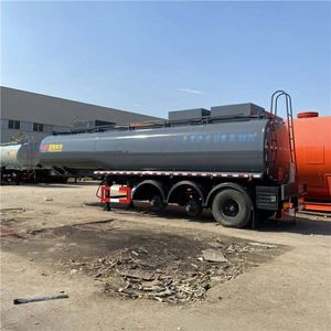 Vente directe usine Nouvelle semi-remorque citerne à carburant et à huile en alliage d'aluminium avec transmission manuelle, capacité 43000 litres - Product Image 5