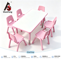 Meubles d'école maternelle, ensemble d'étude pour enfants |   Plateau de table en panneau de particules durable, pieds métalliques réglables et stables, logo personnalisé OEM multicolore