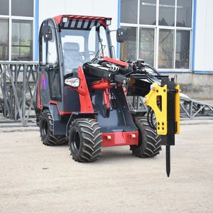 Mini Caricatore Telescopico Idrostatico Avant da 1, 1,5 e 2 Tonnellate, Caricatore Compatto per Fattoria con Accessori Toro Dingo - Product Image 4