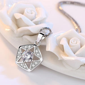 Collar con colgante de corazón y estrella de amor <span class=keywords><strong>para</strong></span> mujer, joyería de Navidad, cristal de baile, venta al por mayor - Product Image 4