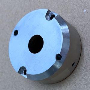 Pièce en aluminium usinée <span class=keywords><strong>CNC</strong></span> Pièces métalliques <span class=keywords><strong>CNC</strong></span> anodisées pour volant de voiture - Product Image 3