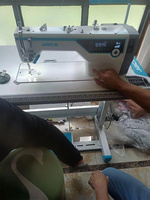 Precio bajo Venta caliente de segunda mano JACK A5E Máquina de puntada recta controlada por computadora para edredones de costura
