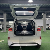Voiture électrique XINGPENG EV 4 portes, tableau de bord LCD, autonomie de 200 km, moteur 50 kW, batterie 30 kWh, phares LED, couleur personnalisée