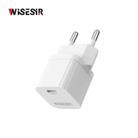 Chargeur mural GaN 20W à port unique PD à charge rapide Type-C pour usage domestique, protection OTP, design élégant pour table de chevet