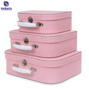 Mini maleta de embalaje de papel de supermuñecas con logotipo personalizado al por mayor para el hogar de gama alta, Cajas de Regalo para juguetes - Product Image 2