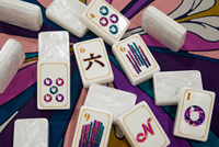 Jeu de Mahjong de Luxe Américain à 2 Couches avec Tuiles Acryliques Gravées – Collection Mahjere Bijou
