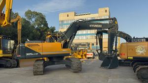 Excavadora de orugas Hyundai usada en Corea rentable 6 meses de garantía Cummins Engine 30 toneladas de peso operativo - Product Image 5