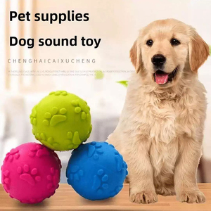 Vente directe usine : Jouet balle couineuse pour animaux de compagnie en TPR, élastique, flottante, lavable, activée par la voix, pour l'entraînement, la mastication et le broyage, avec motifs de pattes - Product Image 2