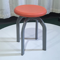 Tabouret de laboratoire moderne en PP certifié GRS de qualité supérieure pour salles de classe scientifiques, design ergonomique durable, options de couleurs vibrantes, sans accoudoirs