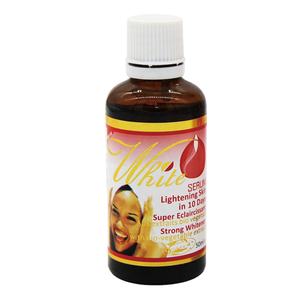 Sérum éclaircissant express ultra-rapide pour éliminer les taches noires et brunes, unifier le <span class=keywords><strong>teint</strong></span> et éclaircir la peau - Product Image 4