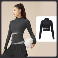 Manteau de yoga de sport de conception libre veste de survêtement de yoga à manches longues et fermeture éclair pour femme de grande taille