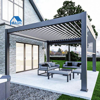 Pergola motorisée de luxe en aluminium avec lames bioclimatiques réglables, gazebo extérieur étanche avec éclairage LED pour patio de villa