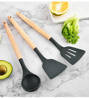 Ensemble d'ustensiles de cuisine en bois et silicone pour le camping, 12 pièces, personnalisé en usine