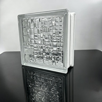 Bloc de verre décoratif creux à motif de grille irrégulière abstraite pour la décoration de cloisons intérieures et la partition d'espaces domestiques