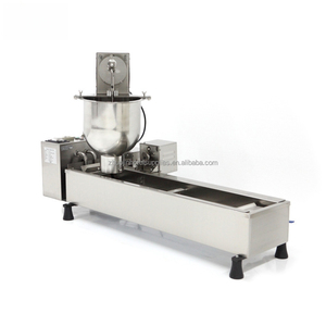 Nouvelle machine à beignets électrique entièrement automatique de 3000W, <span class=keywords><strong>Donnez</strong></span>, avec capacité de 220V/110V 500/h pour boulangerie - Product Image 5
