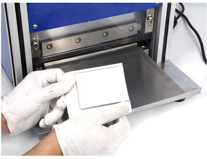 Machine de découpe pneumatique de cellules polymères pour l'assemblage de batteries lithium-ion - Product Image 3
