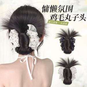 Peluca de moño con lunares para mujer, con pinza para el pelo, estilo moño bajo para un look informal - Product Image 1