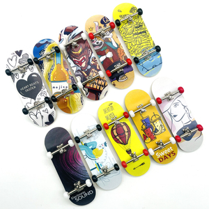 ALF - Pack de <span class=keywords><strong>skate</strong></span> à <span class=keywords><strong>doigts</strong></span> de qualité supérieure <span class=keywords><strong>avec</strong></span> impression graphique personnalisée, <span class=keywords><strong>mini</strong></span> <span class=keywords><strong>skate</strong></span> pour enfants 30/32/34 mm - Product Image 5