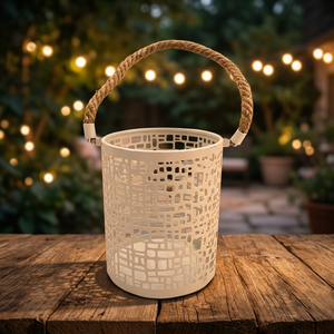 Portavelas Redondo de Hierro con Recubrimiento en Polvo Blanco KS International, Diseño Vintage Moderno Hecho a Mano para Decoración del Hogar en Pascua - Product Image 2